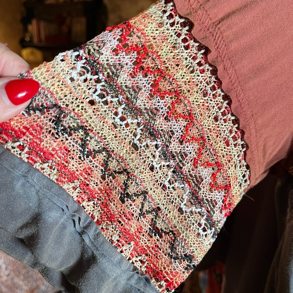 POL Gray Top with Multicolor Patterned Sleeves - image 6